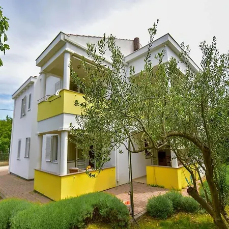 Homely In Near Sea Prázdninový dům *