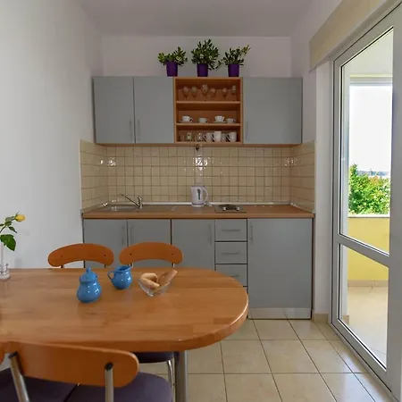 Homely In Suko An Near Sea Holiday home